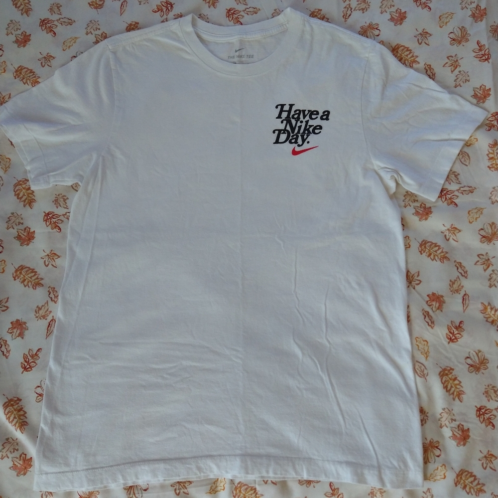 Unisex Graphic Nike Tee